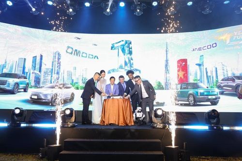 Nội địa hóa tạo 'cú hích' mở đường băng mới cho công nghiệp ô tô