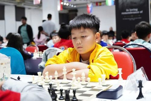 Kỳ thủ nhí Hoàng Tấn Vinh giành 4 huy chương tại Giải vô địch Cờ Vua trẻ Châu Á