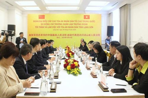 Đoàn đại biểu cấp cao Tòa án Nhân dân tối cao Trung Quốc thăm và làm việc tại tỉnh Lạng Sơn