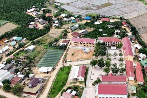 Nguồn vốn quốc gia 'khoác áo mới' cho trường học vùng sâu Lâm Đồng