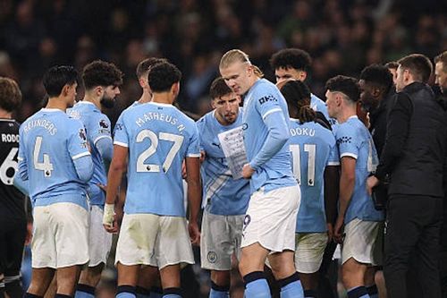 Man City 3-2 Leeds: Foden tỏa sáng che lấp nỗi lo