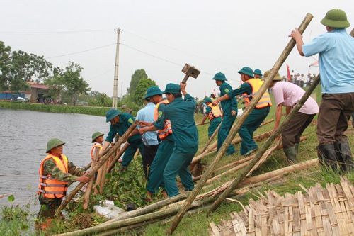 Bộ Công Thương ban hành Công điện ứng phó bão số 15 trên biển Đông
