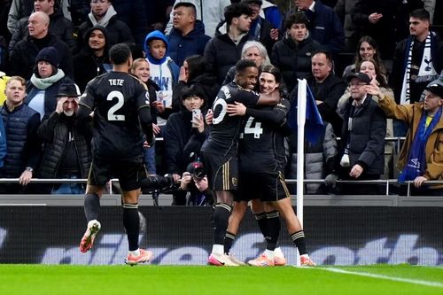 Đánh bại Tottenham, Fulham có chiến thắng đầu tiên trên sân khách