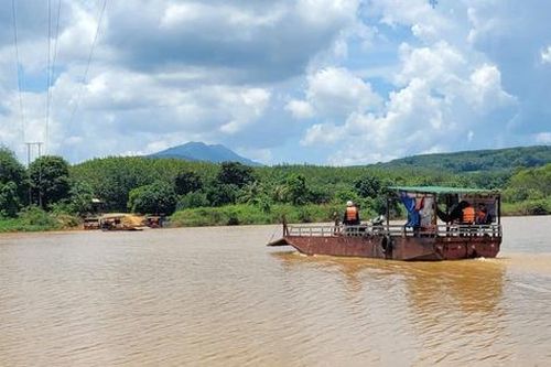 Gia Lai: Tăng cường kiểm soát phương tiện thủy trên sông Sê San