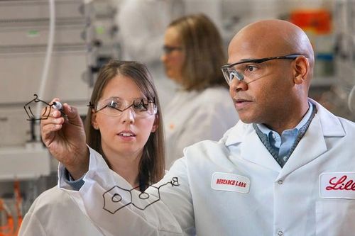 Thuốc giảm cân giúp Eli Lilly đạt vốn hóa 1.000 tỷ USD