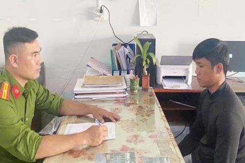 Công an xã vận động đối tượng bị truy nã đặc biệt nguy hiểm ra đầu thú