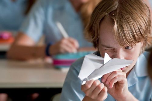 Tối nay, phim 'chữa lành' nổi tiếng thế giới 'Máy bay giấy' lên sóng VTV3