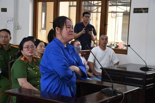 Giá đắt cho người phụ nữ đầu độc người thân bằng xyanua