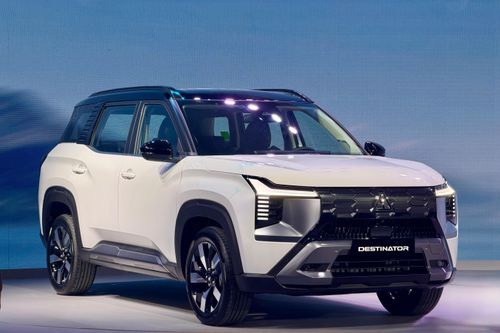 Chi tiết Mitsubishi Destinator, giá 780-855 triệu đồng