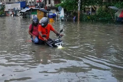 Châu Á oằn mình vì thiên tai: Hàng nghìn người thiệt mạng