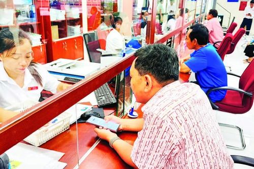 'Cầu nối' giữa chính quyền và nhân dân