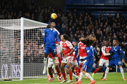 Tin thể thao (1-12): Chelsea thiếu người vẫn cầm hòa Arsenal
