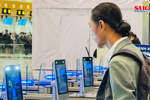 VNeID lên máy bay: Rút ngắn thời gian, giảm ùn tắc sân bay