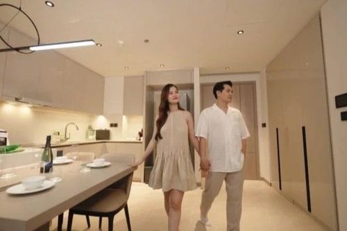 Bên trong căn hộ cao cấp của Đông Nhi - Ông Cao Thắng