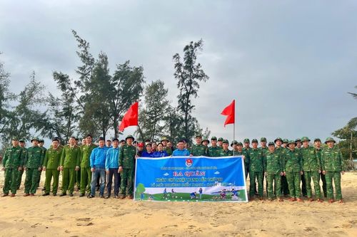 'Ngày Chủ nhật xanh' hướng về nhân dân biên giới