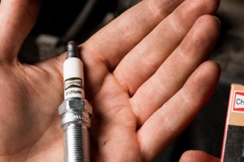 Những hiểu lầm về bugi khiến bạn tốn tiền oan