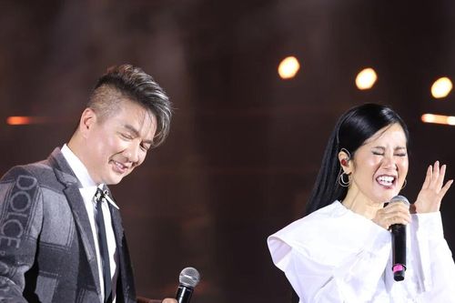 Đàm Vĩnh Hưng, Hồng Nhung hát trong đêm Nghĩa tình phương Nam, nhận về 25 tỷ ủng hộ đồng bào vùng lũ