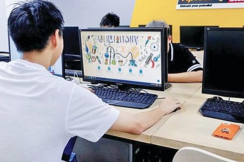 Báo động 'rỗng não' vì AI