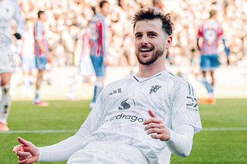 Mason Mount thổ lộ lần đầu 'vượt ải' khó tin với MU