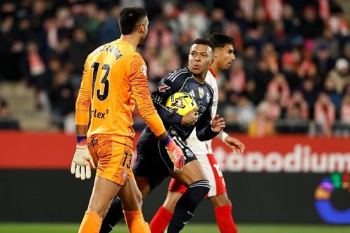 Real Madrid hòa thất vọng: Một mình Mbappe là không đủ