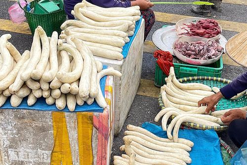 Đặc sản Bắc Ninh ngon lạ, có món 'xuất ngoại', có món nhiều người ngại thử