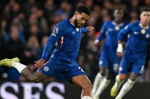 Chelsea 1-1 Arsenal: 10 người và thông điệp vô địch