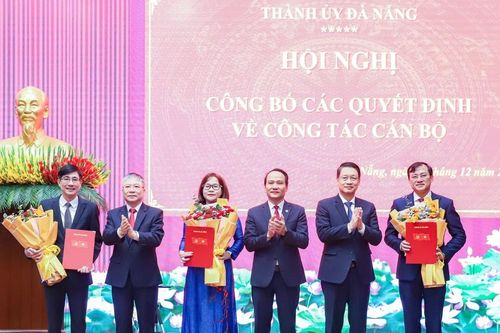 Bà Trần Thị Kim Hoa giữ chức Chủ tịch Ủy ban Nhân dân đặc khu Hoàng Sa