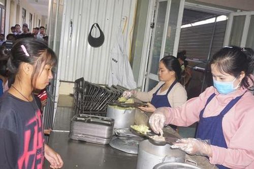 Ngôi nhà thứ 2 giúp học sinh vùng cao không bỏ dở giấc mơ học chữ