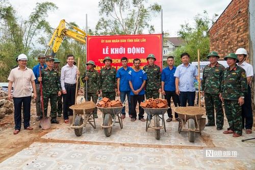 Đắk Lắk phát động 'Chiến dịch Quang Trung' dựng nhà mới cho người dân vùng lũ đón Tết