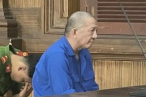 Cựu cửa hàng trưởng lĩnh 15 năm tù vì tham ô 3,8 tỷ đồng