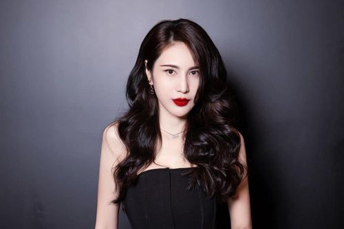 Máy ép dầu 3 triệu của Thủy Tiên