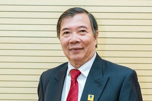 PGS.TS Nguyễn Kim Hồng làm hiệu trưởng Trường Đại học Nguyễn Tất Thành