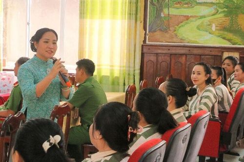 Thắp sáng ước mơ hoàn lương