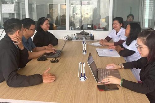 Ðoàn kết là sức mạnh-Chung tay chấm dứt dịch bệnh AIDS