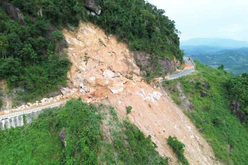 Sớm thông các tuyến giao thông huyết mạch