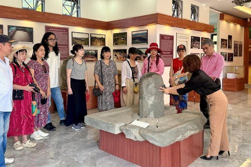 Giữ gìn và lan tỏa giá trị di sản trong không gian số