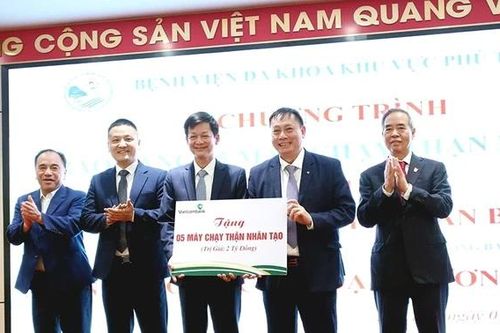 Bệnh viện đa khoa khu vực Phú Thọ tiếp nhận 5 máy chạy thận nhân tạo