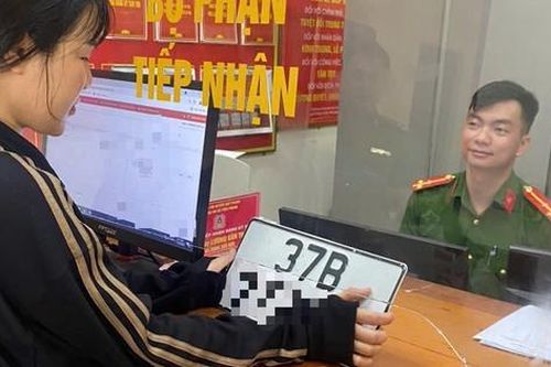 Nghệ An: Đăng ký xe trực tuyến tại phường, xã thuận tiện và tiết kiệm