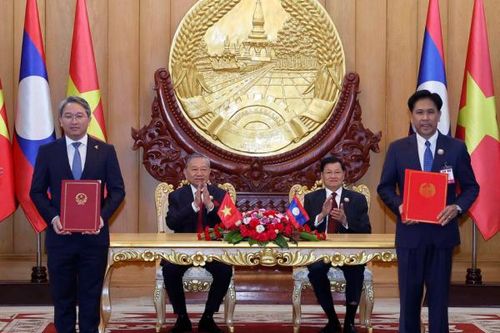 Đưa quan hệ hợp tác pháp luật và tư pháp Việt Nam-Lào sang một giai đoạn mới