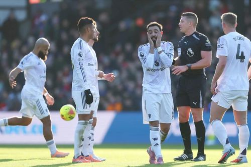 Man United ngược dòng đánh bại Crystal Palace