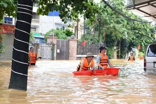 Nhân dân Hà Nội ủng hộ vùng lũ hơn 72 tỷ đồng