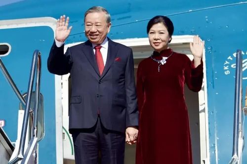 Bổ sung nội hàm mới cho quan hệ Việt - Lào