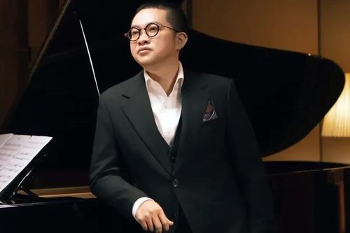 NS Cường Tống trở lại nhạc Việt với 'Hồi ảnh âm nhạc'