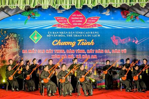 Ra mắt Câu lạc bộ hát Then, đàn tính, hát dân ca xóm Nà Mè, xã Hòa An