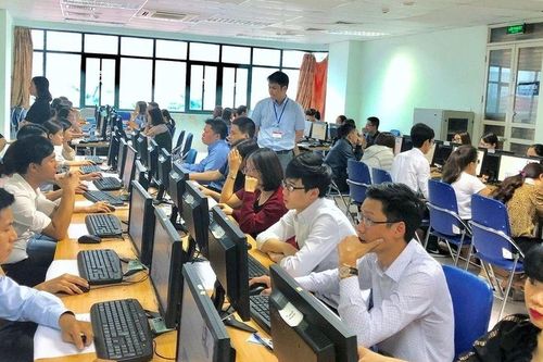 Chính sách mới có hiệu lực từ tháng 12, ai cũng cần biết