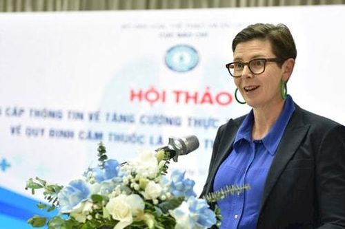 WHO khuyến nghị Việt Nam mạnh tay hơn với kinh doanh thuốc lá điện tử, thuốc lá nung nóng