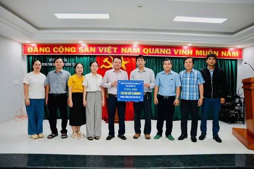Ngành Y tế Quảng Trị hỗ trợ Đắk Lắk hóa chất phòng chống dịch bệnh sau mưa lũ