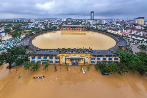14 kỷ lục mưa lũ xuất hiện trong tháng 11, vẫn còn 1-2 cơn bão/áp thấp nhiệt đới trong tháng 12