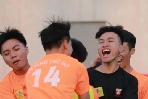 Vòng 1/16: Những màn so tài căng như dây đàn