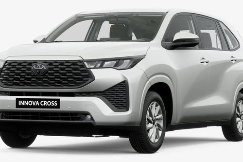 Cuộc đua ô tô SUV 7 chỗ gay cấn về cuối năm